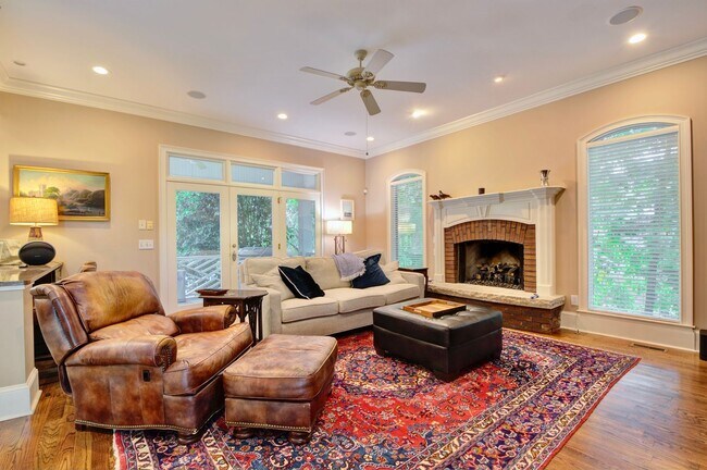 Foto del edificio - Executive Golf Course Rental in Moores Mil...