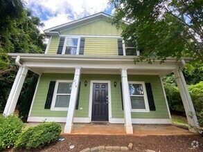 Building Photo - 218 Madison Heights