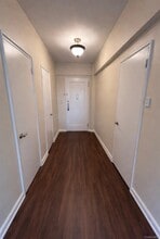 Building Photo - 220 Pelham Rd