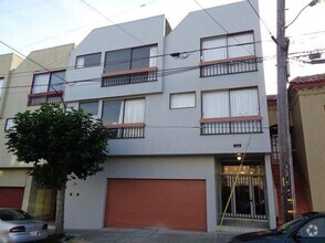 Building Photo - 1414 30th Ave