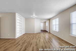 Foto del edificio - 10331 Manor Creek