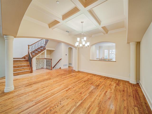 Building Photo - 1512 Pecos St