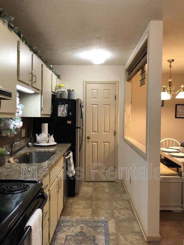 Foto del edificio - 1615 6th Ave