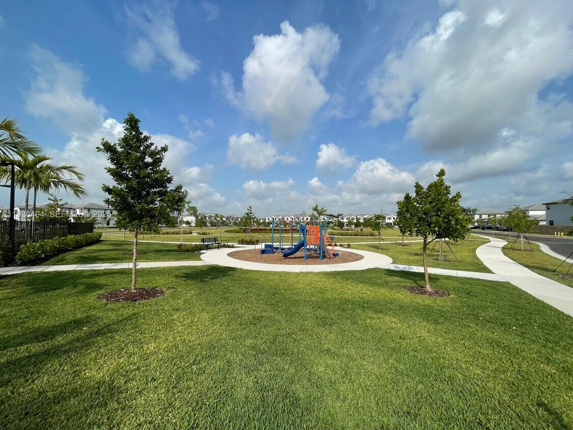 Foto del edificio - 13322 SW 287th Ter