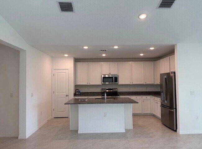 Foto del edificio - 3757 SW Port St Lucie Blvd