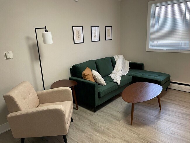 Foto del edificio - Highland Park Apartments I Standard 1 Bedr...