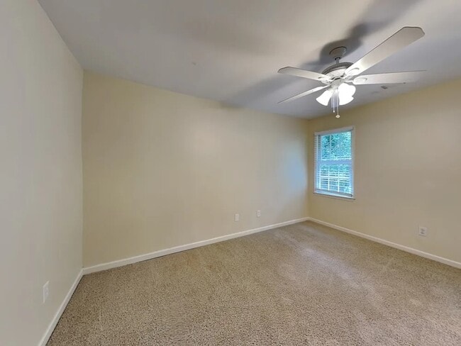 Foto del edificio - 808 Oak Trail Dr