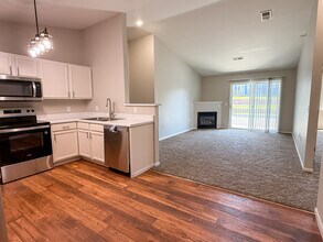 Building Photo - Highclere Apartments