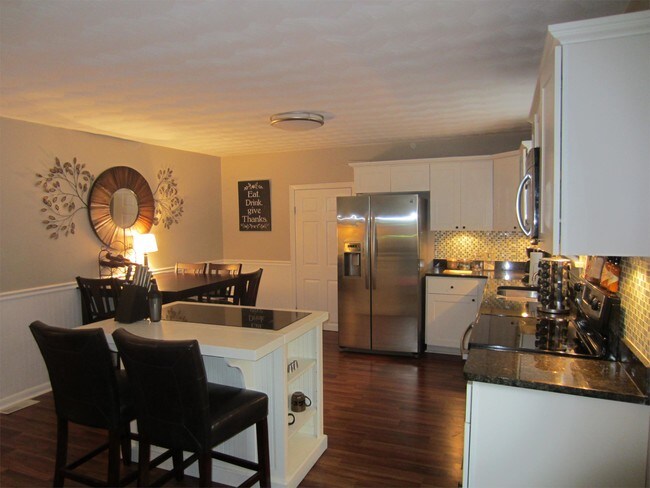 Foto del edificio - 2312 Red Tide Rd