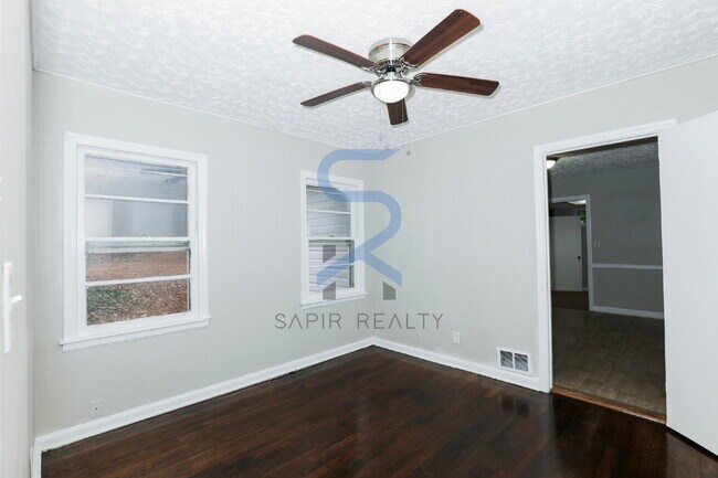 Foto del edificio - Perfect for Families! 3BR/2BA in Belvedere Park, Decatur
