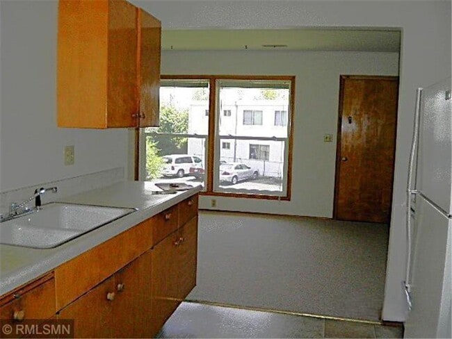 Building Photo - 533 Marshall Rd