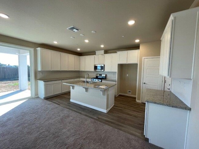 Building Photo - Great Galt 3 Bedroom
