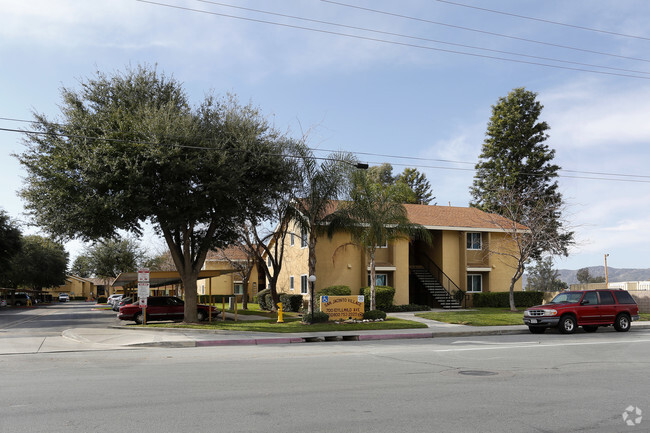 Building Photo - San Jacinto Village