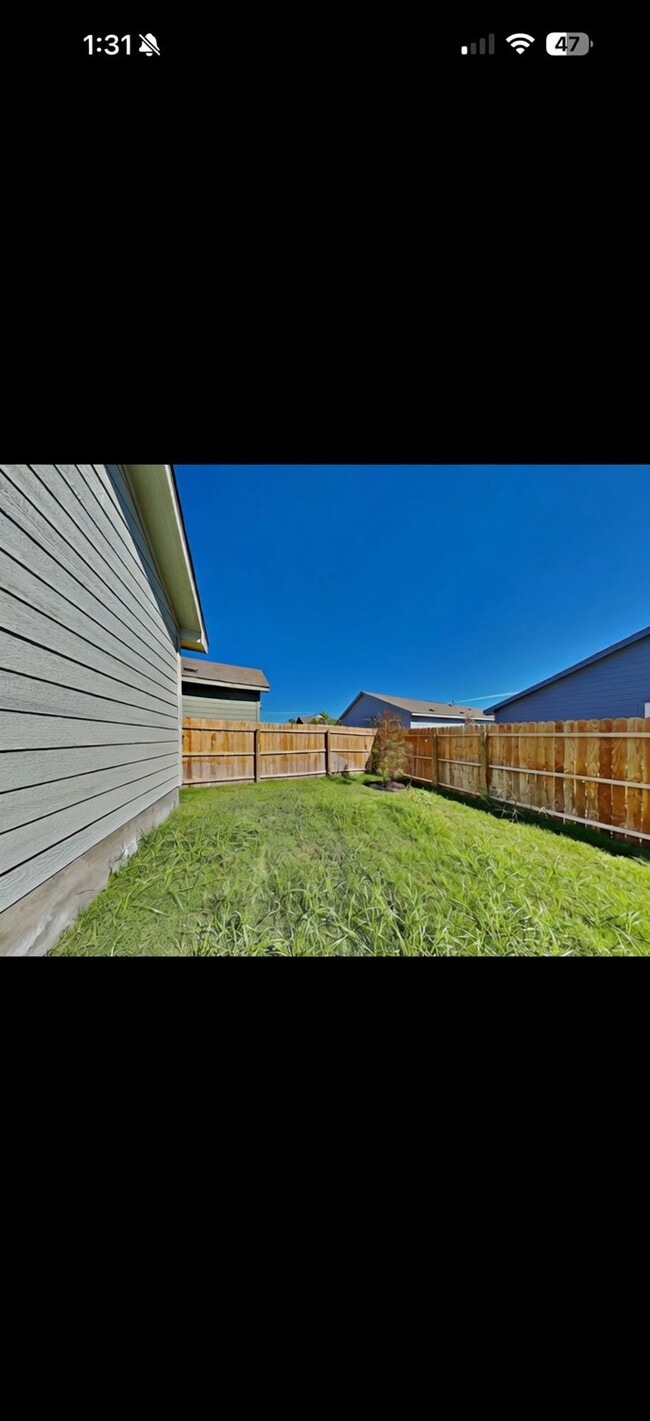 Foto del edificio - 10042 Kersey Ml