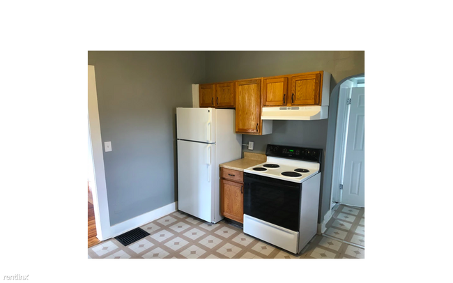 Building Photo - 1 br, 1 bath Duplex - Chestnut Apartments ...