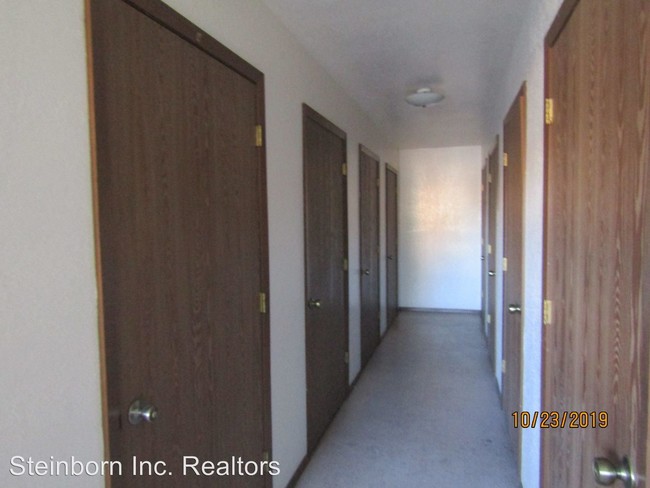 Building Photo - 2949 Los Amigos Ct