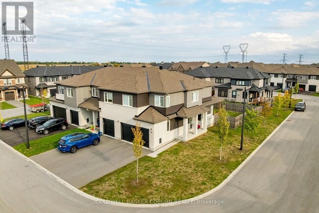 Building Photo - 161 Jardiniere St