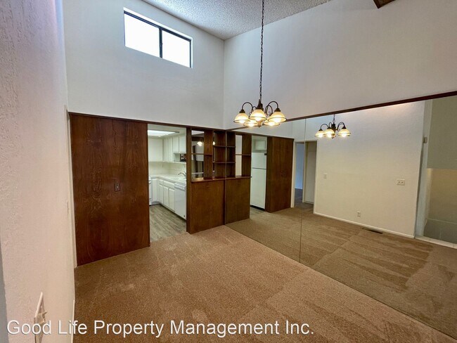 Foto del edificio - 1 br, 1.5 bath House - 7337 Alicante Rd Un...