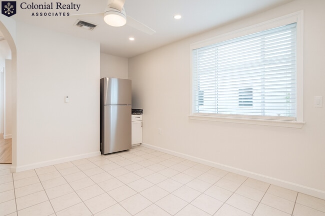 Photo - 83 Putnam St Apartment