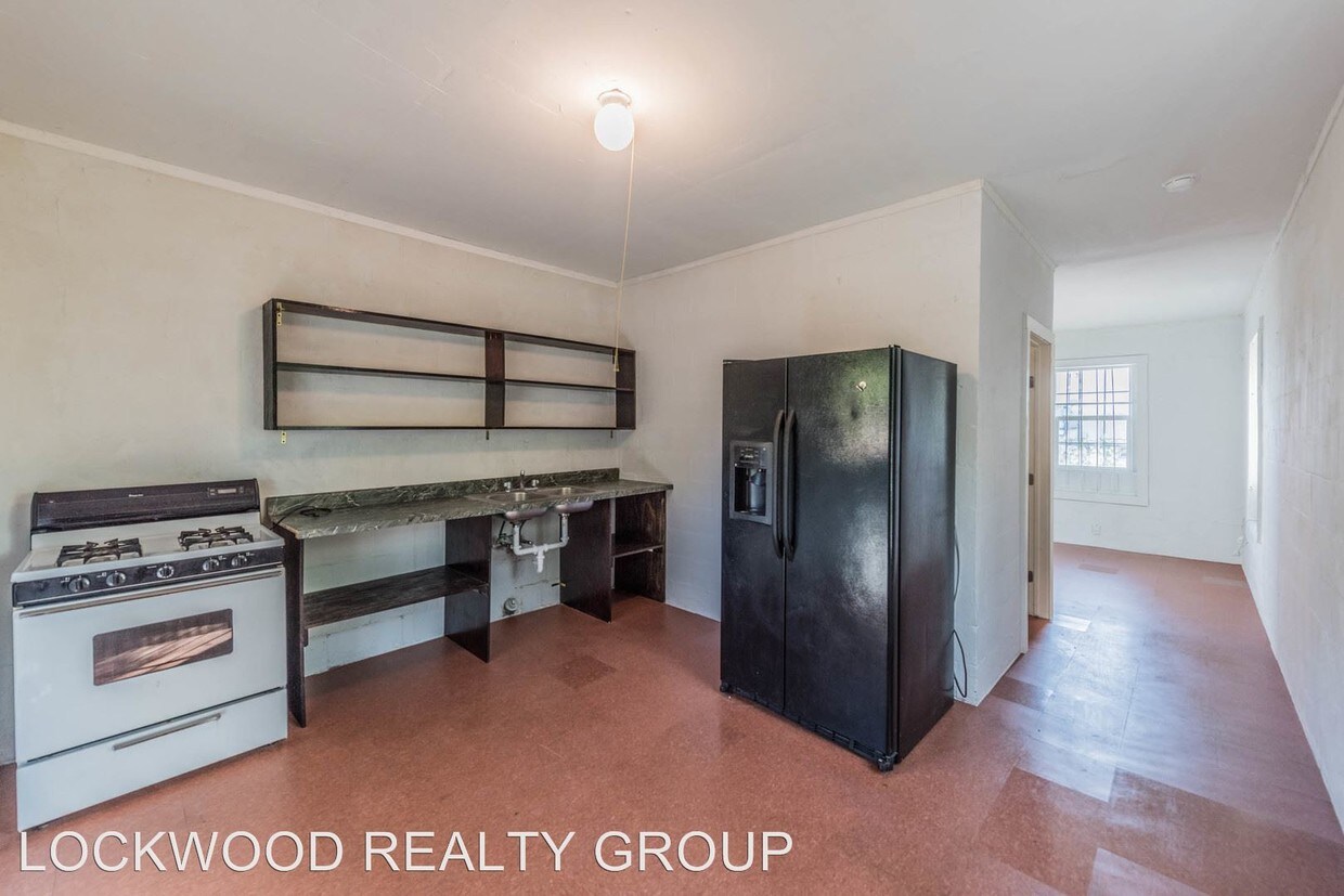Foto principal - Studio, 1 bath House - 1005 EL PASO ST