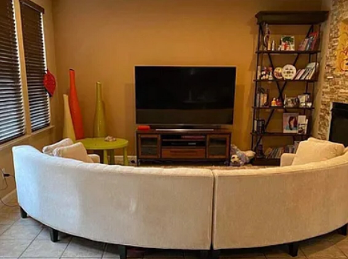 Foto del edificio - Beautiful & Spacious 5bd House