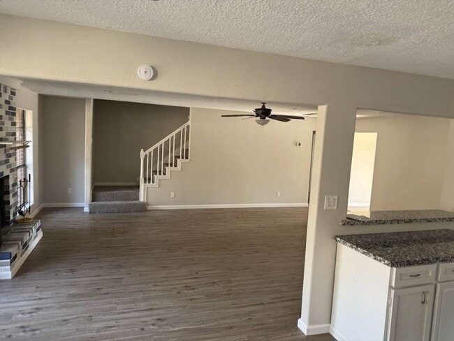 Foto del edificio - 540 River Plantation Dr