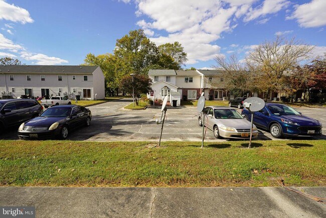 Foto del edificio - 726 Hemlock St