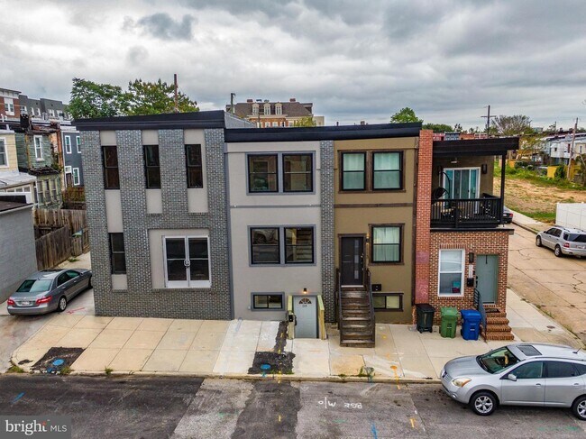 Building Photo - 1115 N Collington Ave