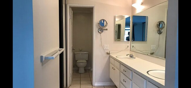 Baño principal - 128 Greenfield