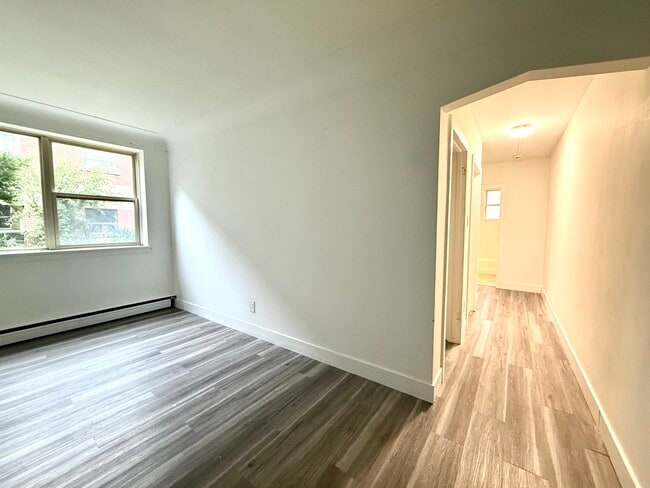 Building Photo - 169 Park Row S