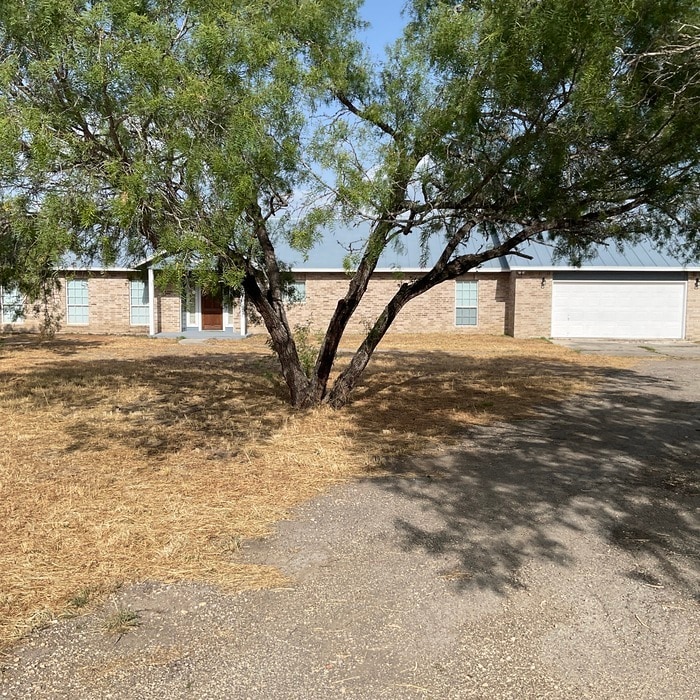455 Country Trail, Pleasanton, TX 78064 House Rental in Pleasanton