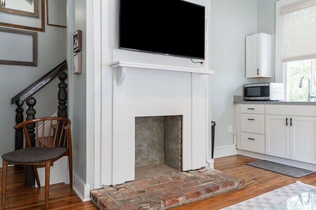 Foto del edificio - 1900 Calvert St