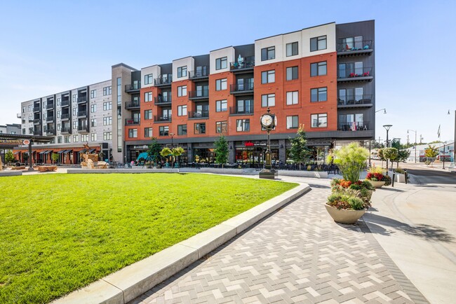 Facha del complejo de apartamentos - Patina Flats at the Foundry Apartments