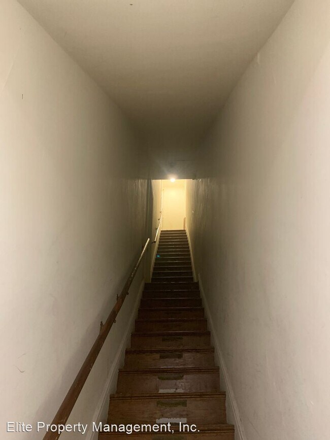 Foto del edificio - 1 br, 1 bath House - 547 W Market St. Unit 2