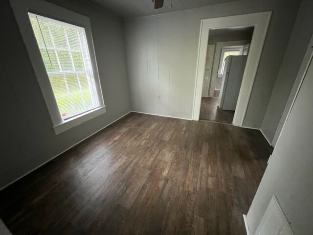 Building Photo - 301 Edgewood St