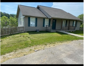 Building Photo - 184 Ridge Point Ln