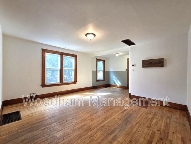 Foto del edificio - 5782 Bridger Canyon Rd