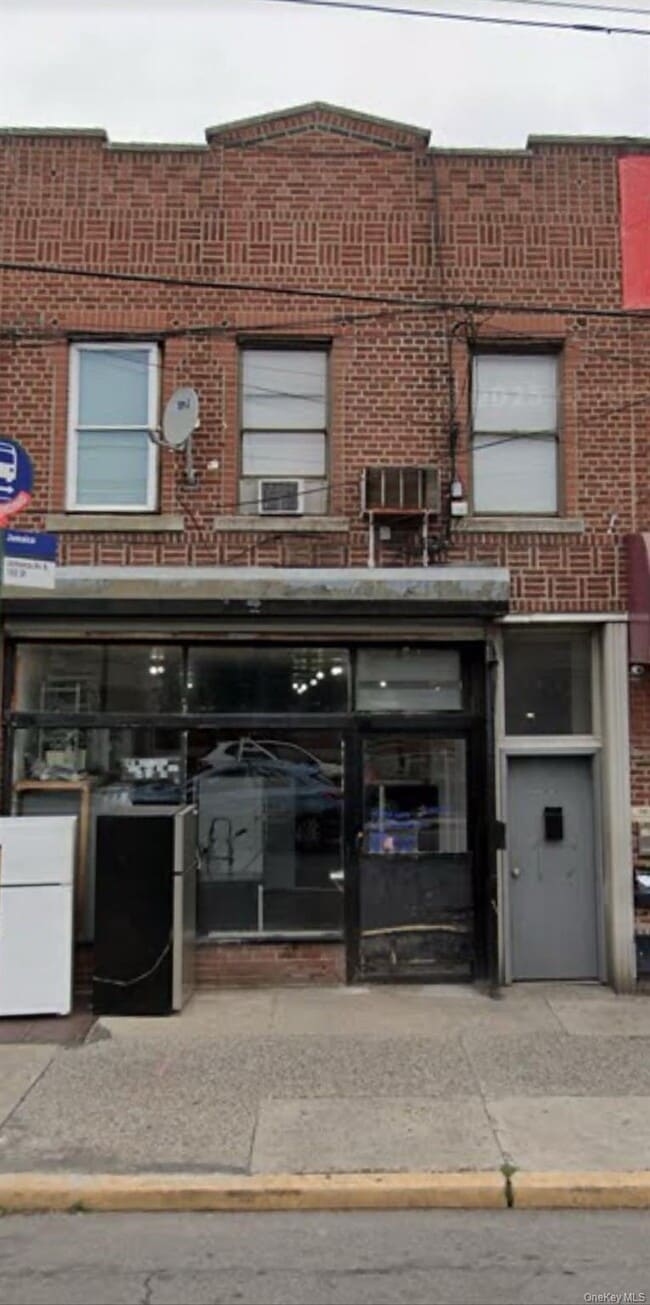 Building Photo - 182-37 Jamaica Ave