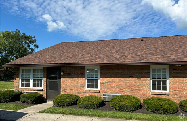 Building Photo - Maplewood Apartments