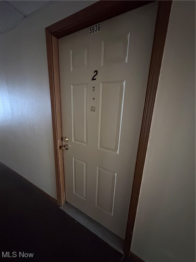 Building Photo - 5936 Callaway Cir