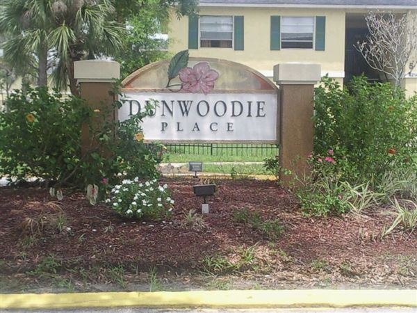 Primary Photo - 4213 Dunwoodie Blvd