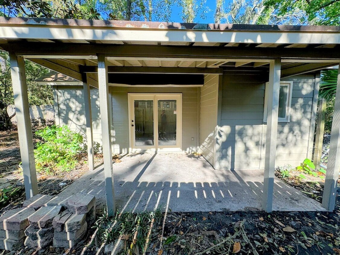 Primary Photo - 5217 Habersham St