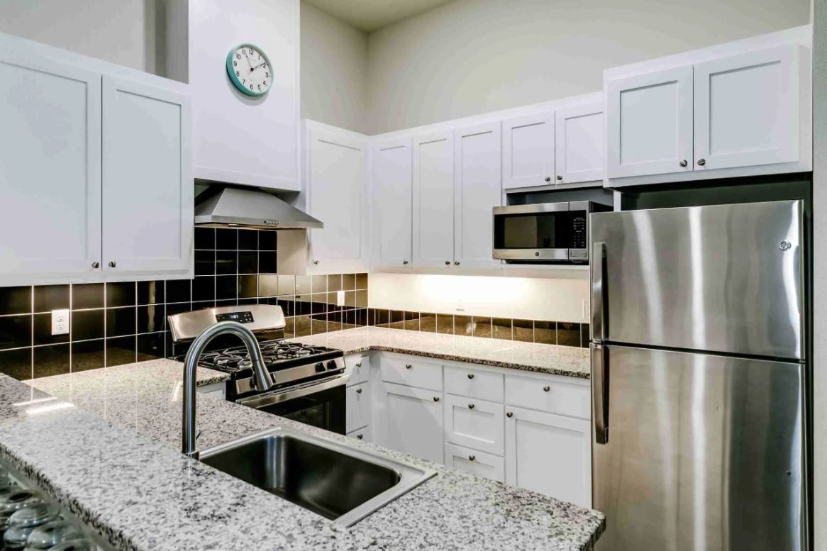 Foto principal - 607 E Main St