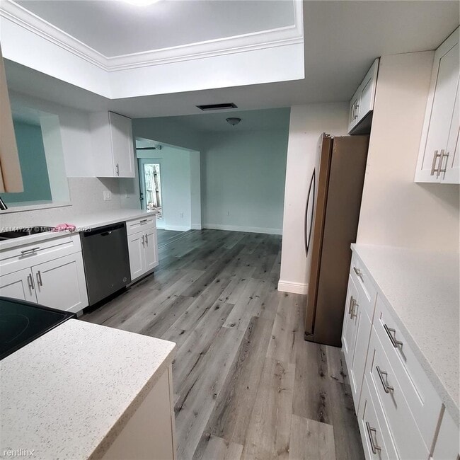 Building Photo - 3 br, 2 bath House - 9740 NW 25th St