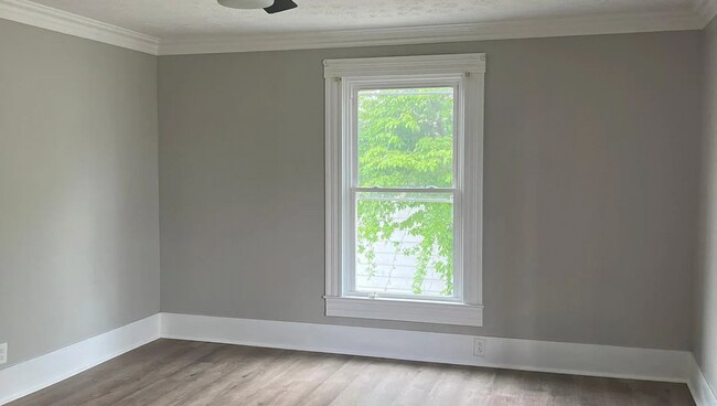 Foto del edificio - Newly Renovated 3-Bedroom, 1-Bath Home wit...