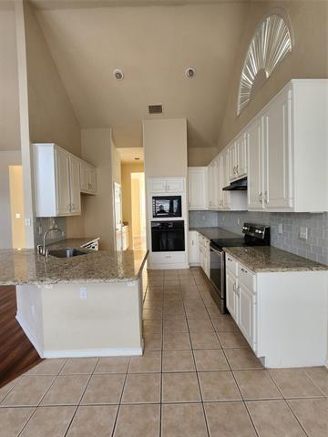 Building Photo - 3937 Malton Dr