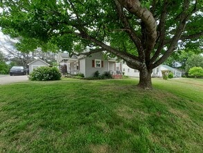 Building Photo - 2001 Highland Ave