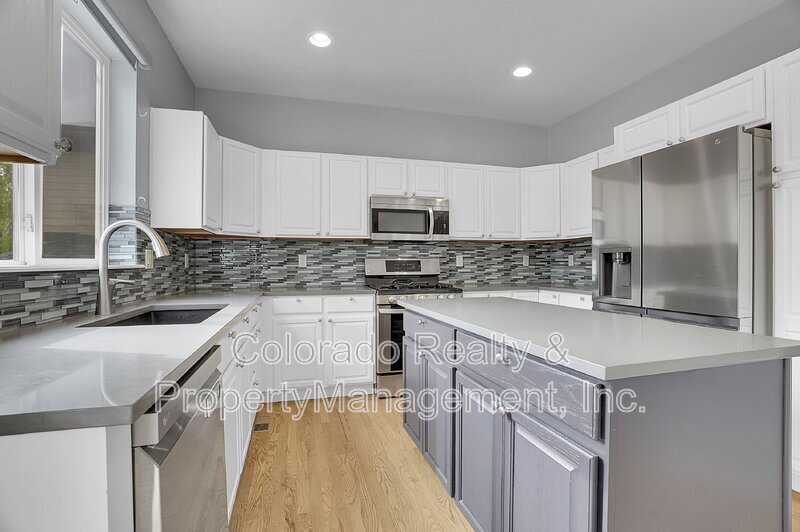 Foto principal - 2246 Holly Dr