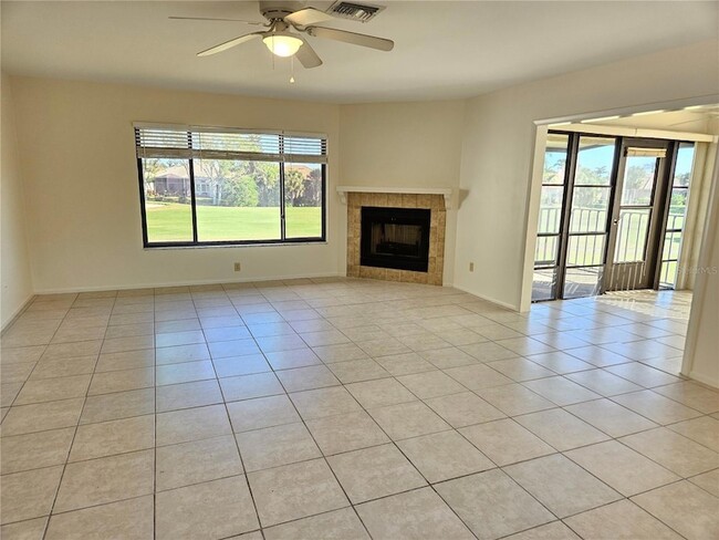 Foto del edificio - 812 Capri Isles Blvd