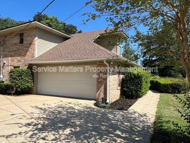 Foto del edificio - 5067 Serry Ln
